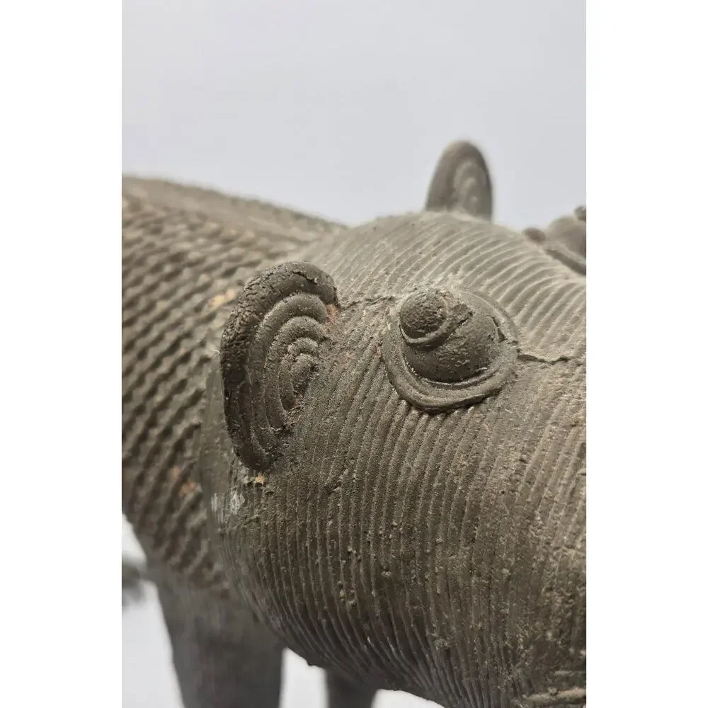 VTG African Rare Vintage Bronze Benin Tiger/Warthog Sculpture - Picture 11 of 15